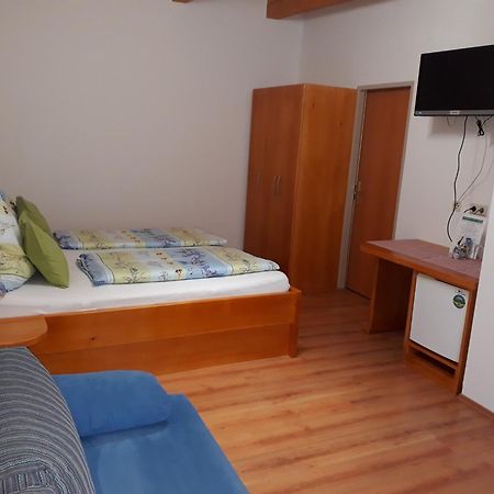 Obsthof Glueck Bed & Breakfast Gamlitz Eksteriør bilde